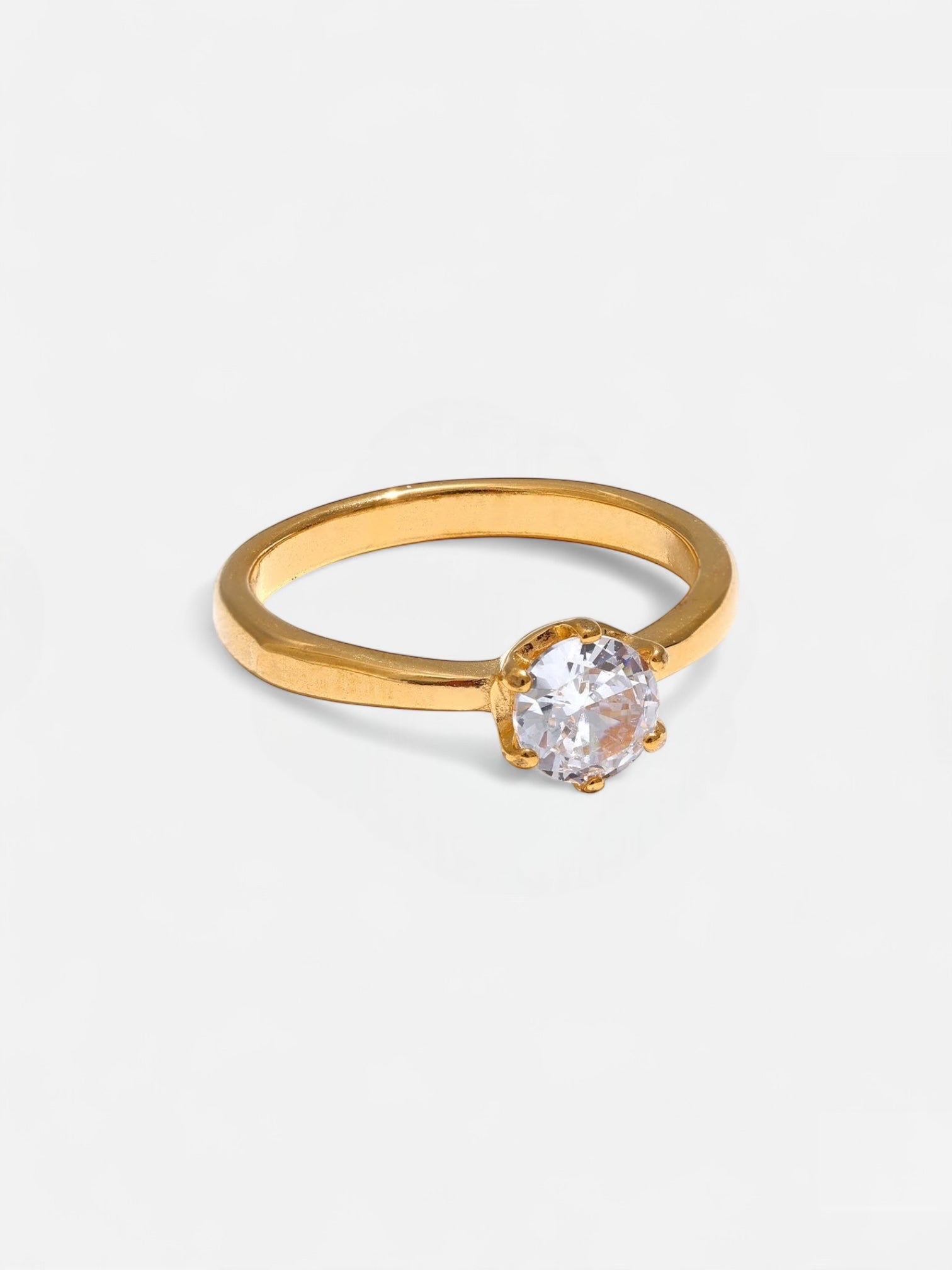 Inel clasic cu zirconiu cubic
